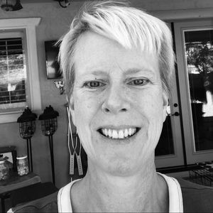 Meet your Posher, Bobbi